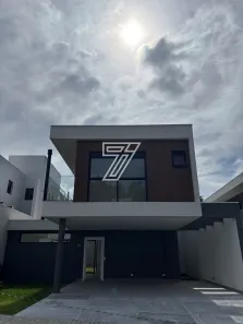 Casa de Condomínio com 4 Quartos à venda, 252m² no Santo Inácio, Curitiba