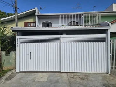 Sobrado com 3 Quartos à venda, 108m² no Boqueirão, Curitiba