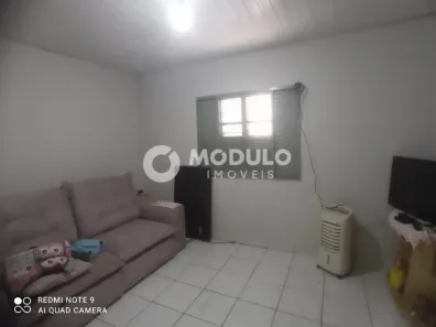 Casa com 3 Quartos à venda, 121m² no Brasil, Uberlândia
