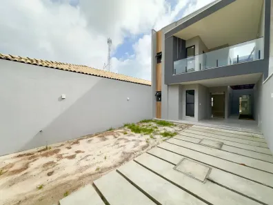 Sobrado com 4 Quartos à venda, 177m² no Edson Queiroz, Fortaleza