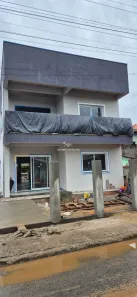 Sobrado com 6 Quartos à venda, 255m² no Itapema do Norte, Itapoá