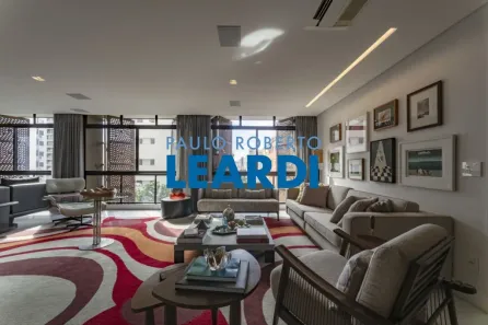 Apartamento com 3 Quartos à venda, 280m² no Santa Cecília, São Paulo