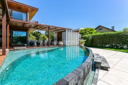 Casa com 3 Quartos à venda, 574m² no Rio Tavares, Florianópolis