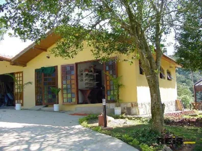 Ponto Comercial para alugar, 600m² no , Piedade