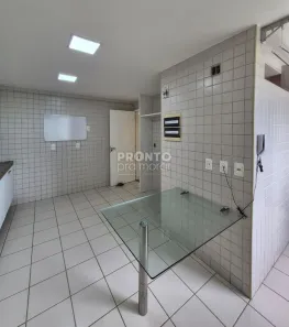 Apartamento com 3 Quartos para alugar, 152m² no Ilha do Retiro, Recife