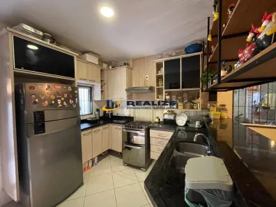 Casa com 3 Quartos à venda, 170m² no Parque Aurora, Campos dos Goytacazes