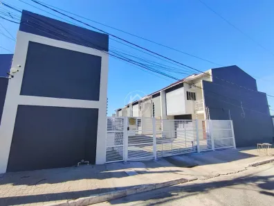Sobrado com 3 Quartos à venda, 120m² no Nossa Senhora Aparecida, Cuiabá