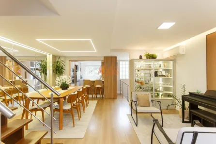 Casa de Condomínio com 5 Quartos à venda, 195m² no Mossunguê, Curitiba