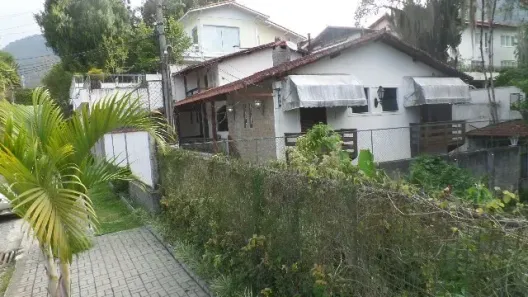 Casa com 4 Quartos à venda, 250m² no Alto, Teresópolis