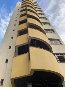 com 4 Quartos à venda, 476m² no Centro, Londrina
