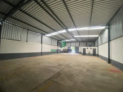 Galpão/Depósito/Armazém para alugar, 322m² no Jardim Canadá, Nova Lima