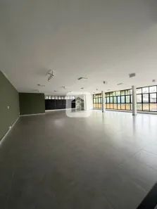 Prédio Comercial para alugar, 520m² no Tabajaras, Uberlândia