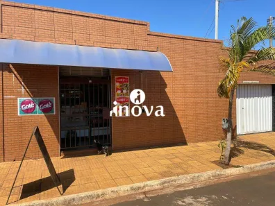 Casa com 2 Quartos à venda, 150m² no Cidade Ozanan, Uberaba
