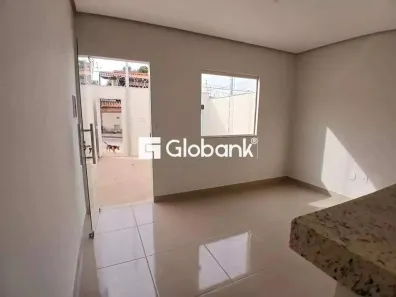 Casa com 2 Quartos à venda, 70m² no José Correia Machado, Montes Claros