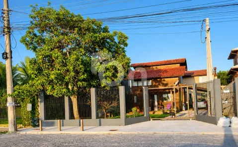 Casa com 1 Quarto para alugar, 169m² no Campeche, Florianópolis