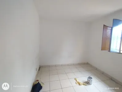 Casa com 1 Quarto para alugar, 40m² no Centro, Mesquita