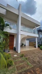 Casa de Condomínio com 3 Quartos para alugar, 220m² no Esperança, Londrina