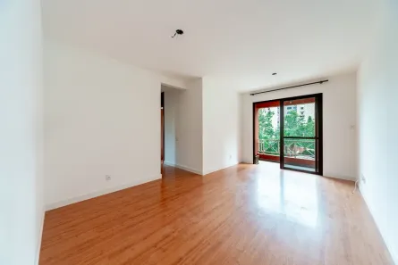 Apartamento com 3 Quartos à venda, 74m² no Chácara das Pedras, Porto Alegre