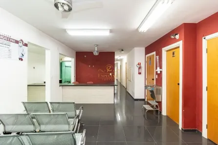 Imóvel Comercial à venda, 205m² no Água Verde, Curitiba