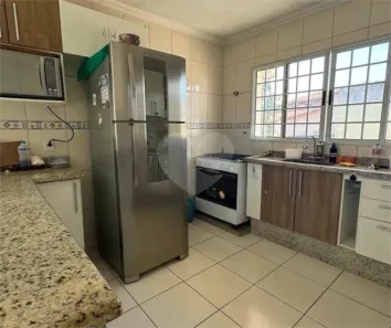 Sobrado com 3 Quartos à venda, 273m² no Vila Cruz das Almas, São Paulo