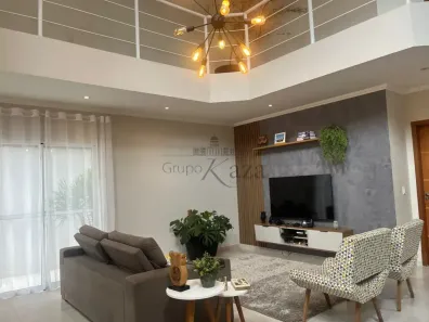 Sobrado com 3 Quartos à venda, 260m² no Urbanova VII, São José dos Campos