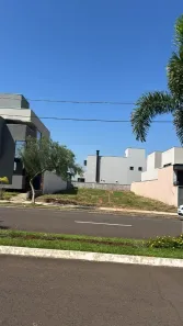Lote/Terreno à venda, 300m² no Residencial Villa de León, Piratininga