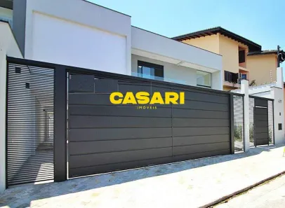 Sobrado com 4 Quartos à venda, 378m² no Independência, São Bernardo do Campo