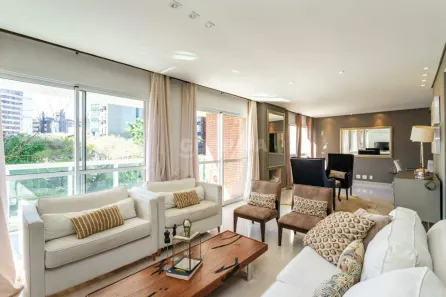 Apartamento com 3 Quartos para alugar, 152m² no Bela Vista, Porto Alegre