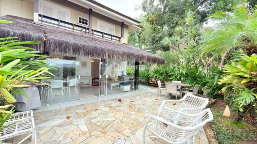 Casa de Condomínio com 4 Quartos para alugar, 202m² no Bairro de Juquehy, São Sebastião