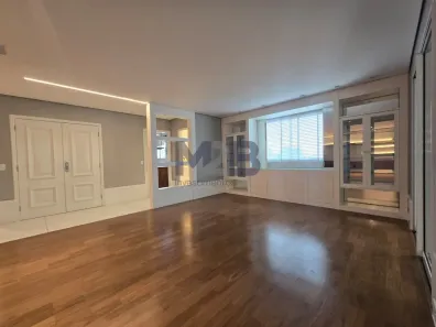 Apartamento com 3 Quartos à venda, 231m² no Vila Nova Conceição, São Paulo