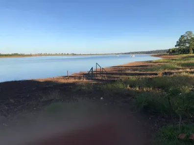 Fazenda/Sítio com 4 Quartos à venda, 8000m² no , Quirinópolis