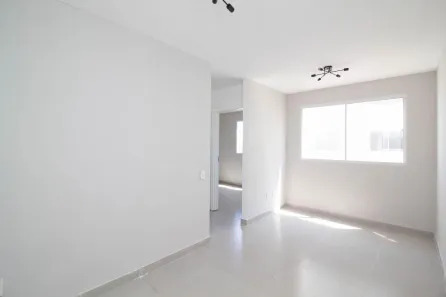 Apartamento com 2 Quartos para alugar, 40m² no Cidade Soberana, Guarulhos