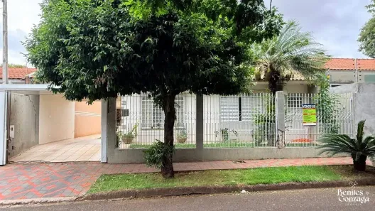 Casa com 4 Quartos à venda, 182m² no Jardim dos Pássaros, Maringá