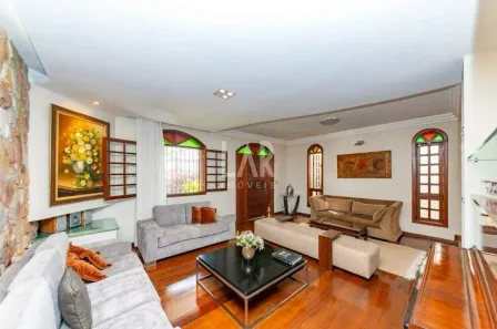 Casa com 6 Quartos para alugar, 358m² no Grajaú, Belo Horizonte