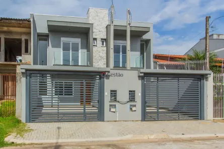 Sobrado com 3 Quartos à venda, 129m² no Igara, Canoas