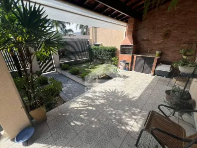 Casa com 2 Quartos à venda, 300m² no Jardim Bela Vista, Guaratinguetá