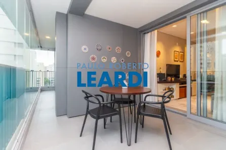 Apartamento com 2 Quartos à venda, 103m² no Vila Uberabinha, São Paulo