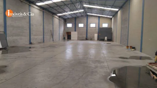 Galpão/Depósito/Armazém para alugar, 680m² no Loteamento Loanda, Atibaia
