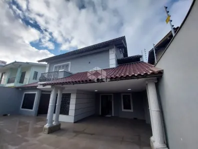 Casa com 3 Quartos à venda, 261m² no Centro, Palhoça