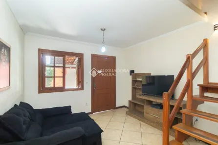 Casa de Condomínio com 3 Quartos para alugar, 115m² no Camaquã, Porto Alegre