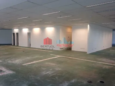 Sala Comercial para alugar, 641m² no Vila Olímpia, São Paulo