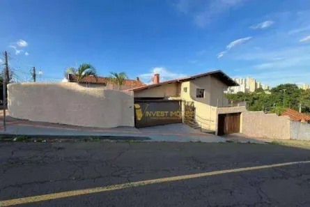 Casa com 4 Quartos à venda, 265m² no Quebec, Londrina