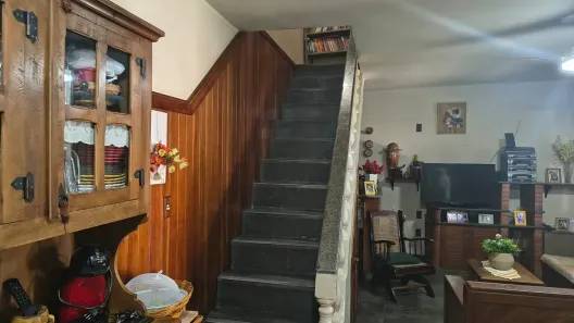 Sobrado com 2 Quartos à venda, 82m² no Vila São José, Taubaté
