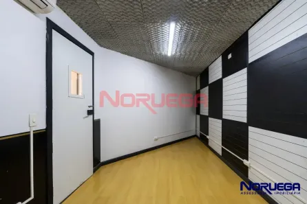 Imóvel Comercial à venda, 78m² no Centro, Curitiba