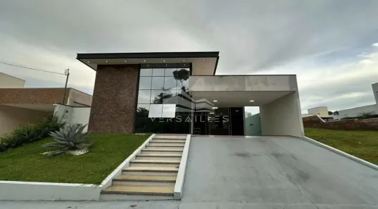 Casa de Condomínio com 3 Quartos à venda, 268m² no Triângulo, Porto Velho