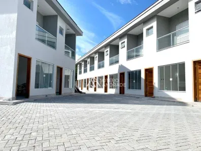 Casa de Condomínio com 2 Quartos à venda, 72m² no Massaguaçu, Caraguatatuba