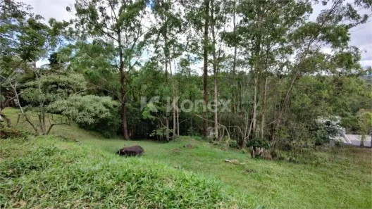 Lote/Terreno à venda, 940m² no Jardim Indaiá, Embu das Artes