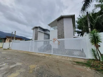 Casa de Condomínio com 3 Quartos à venda, 120m² no Maresias, São Sebastião