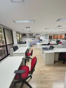 Sala Comercial para alugar, 251m² no Vila Olímpia, São Paulo