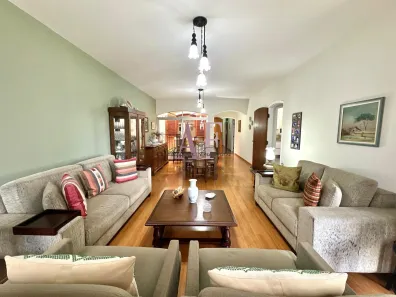 Casa com 3 Quartos à venda, 249m² no Vila Arens II, Jundiaí